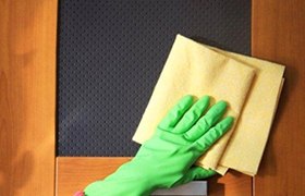Правила ухода за межкомнатными дверями