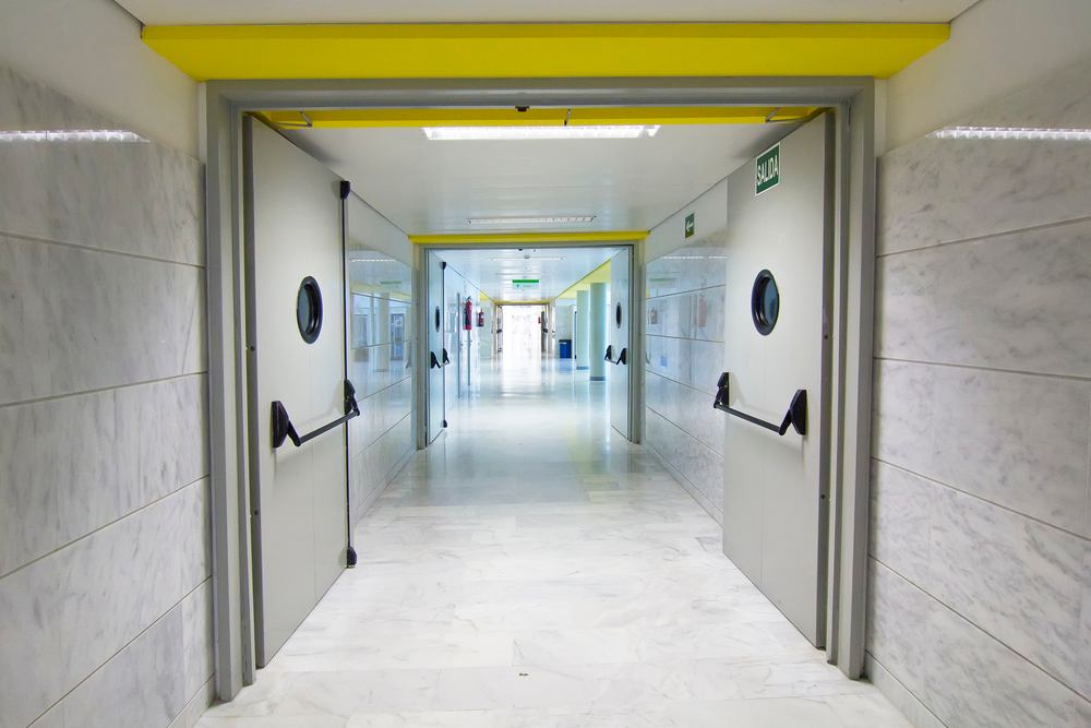 Технические двери для медицинского учреждения